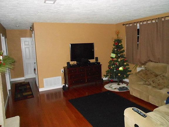 Large Living/Family Room