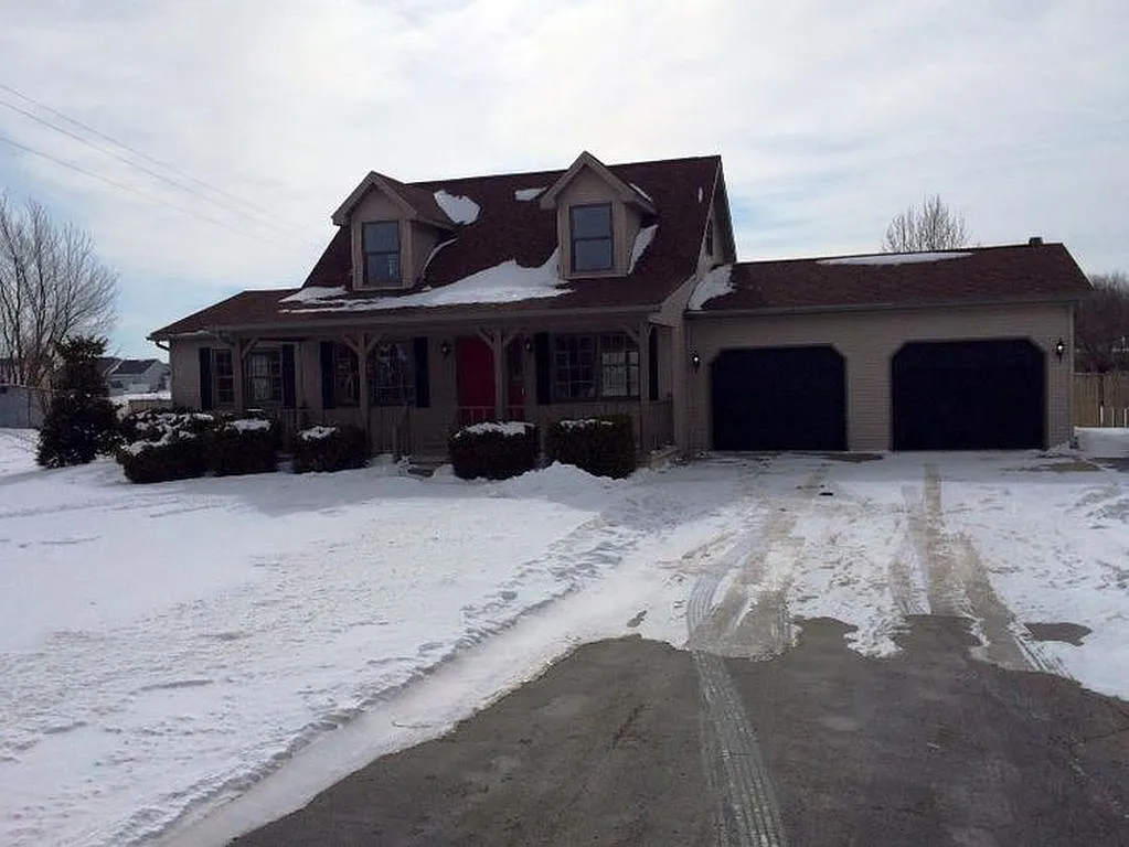 1575 W Midland Rd photo 1