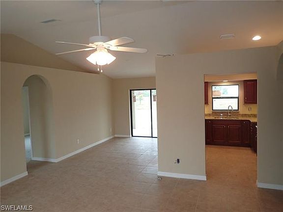 3rd image of 128 SE 5th Pl