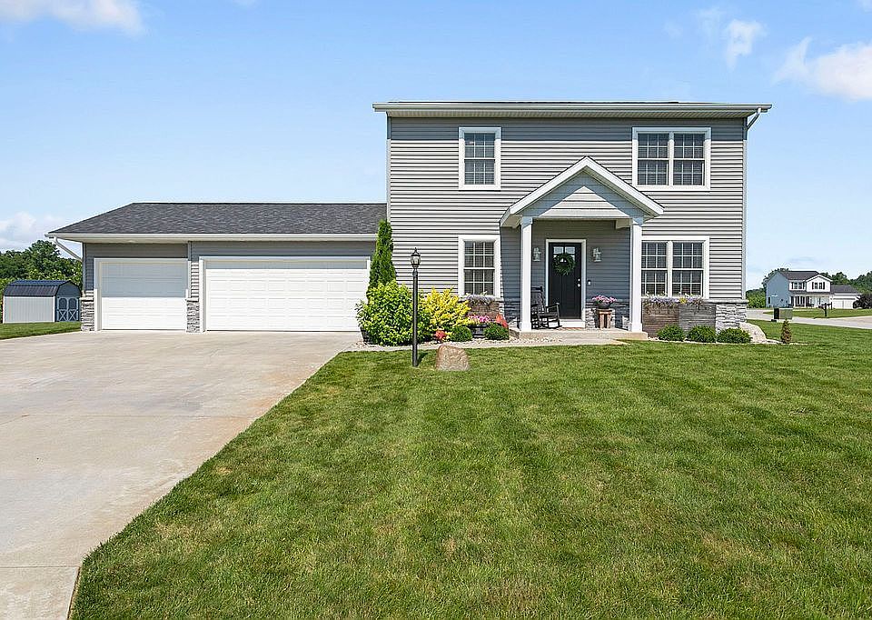 1st image of 54857 Moonfish Ct
