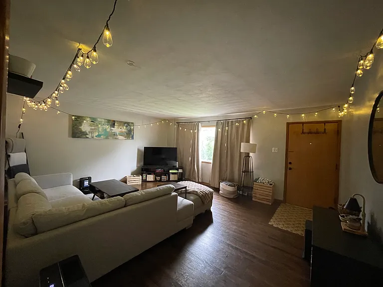 2610 E Linwood St #A — Photo 1