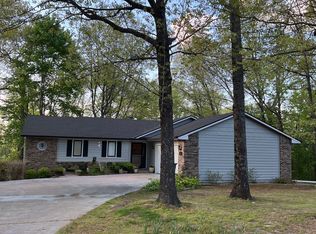 13 Mayfair Dr, Bella Vista, AR 72715