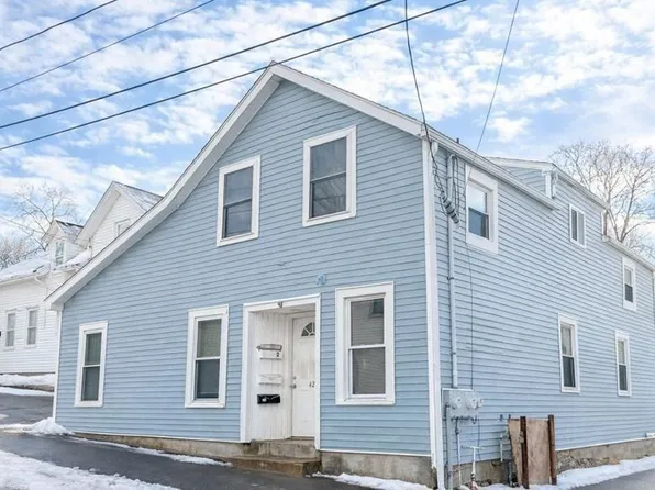 42 Mechanic St, Spencer, MA 01562