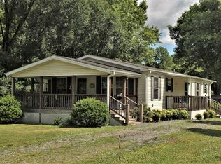 40 Toot Hollow Cir, Bryson City, NC 28713