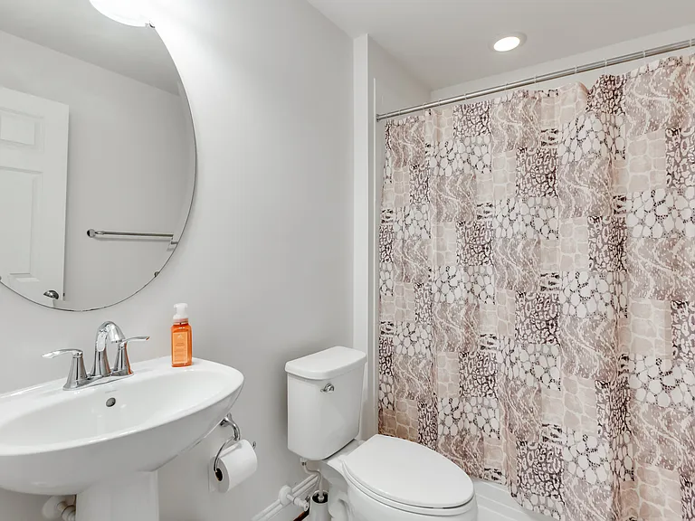 5405 Hickory Ann Dr — Photo 23