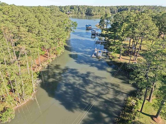 2nd image of 615 Ship Point Rd