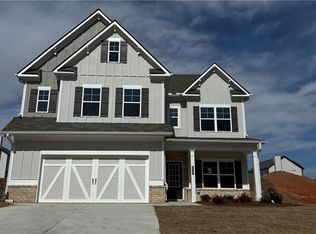 265 Laurel Cove Dr, Hoschton, GA 30548