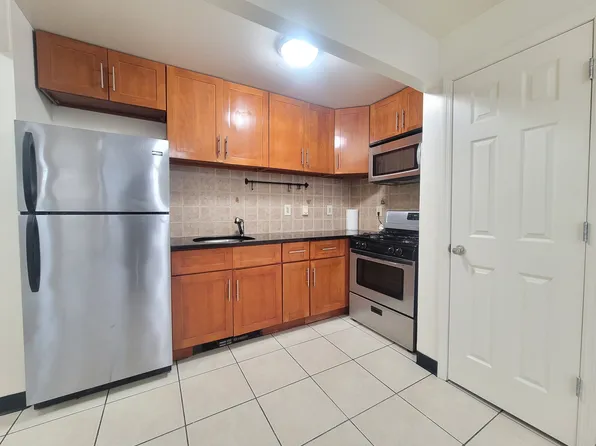 443 Winthrop Street image 1 of 11