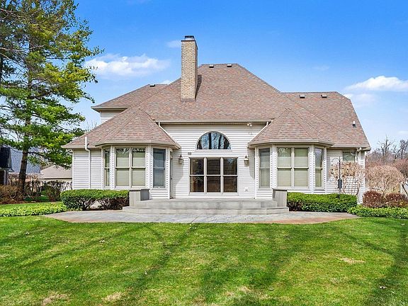 4th image of 21462 Edgefield Ct