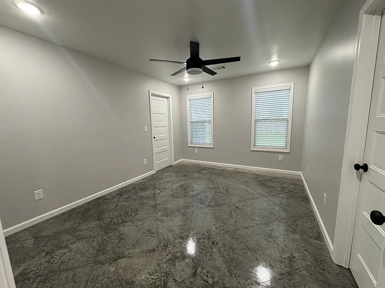 2408 Rector Rd — Photo 8