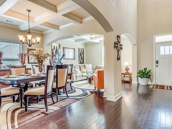 4th image of 9213 Valley Park Ct