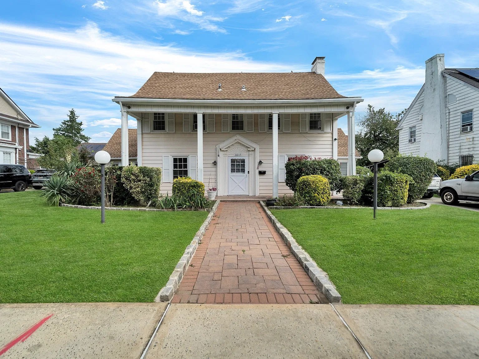 7 bed, 2713 sqft, $6,999 — Photo 1