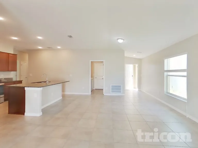 10410 Fairy Moss Ln — Photo 4