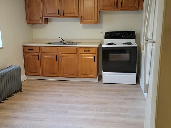 2nd image of 1111 Woodmont Ave #2