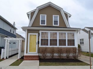 102 N Swarthmore Ave, Ventnor, NJ 08406