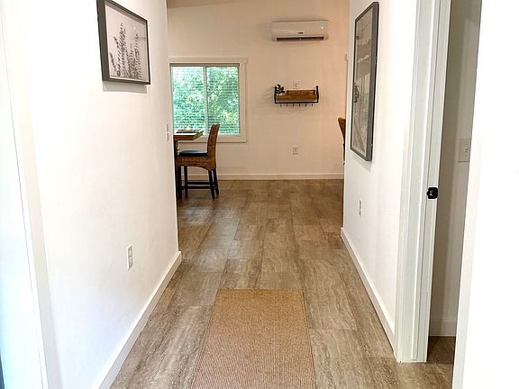 5th image of 802 Dogwood Ln