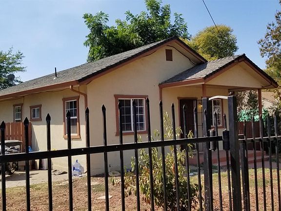 3rd image of 1134 Acacia Ave