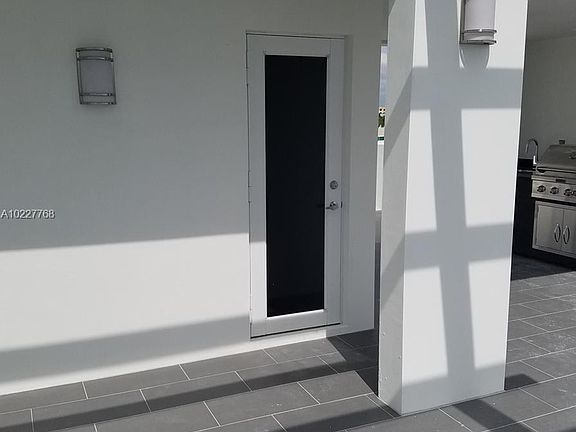 4th image of 9173 NW 33rd St