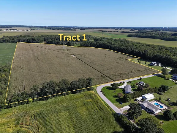 4271 E 50 N, La Porte, IN 46350