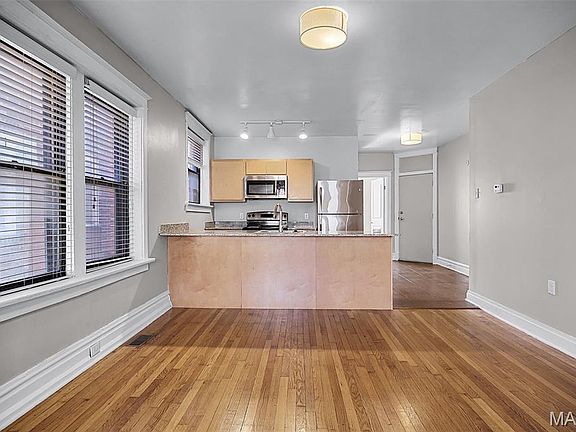 4th image of 4344 McRee Ave