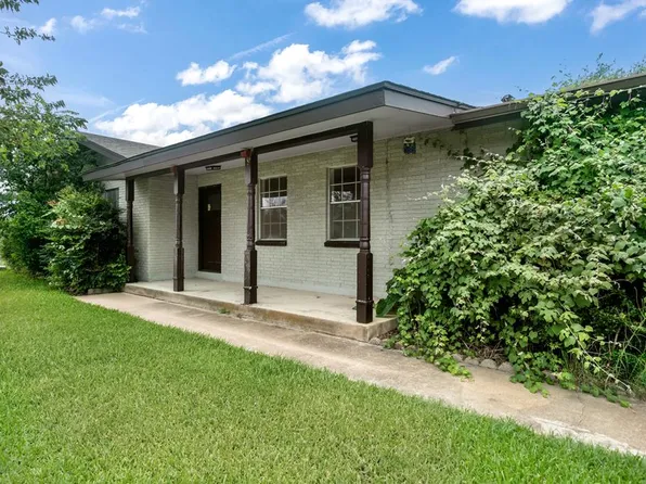 57 Fishel Hill Ln, Fredericksburg, TX 78671