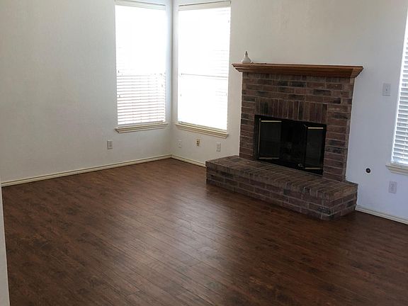 2nd image of 7304 Crestfield Cir