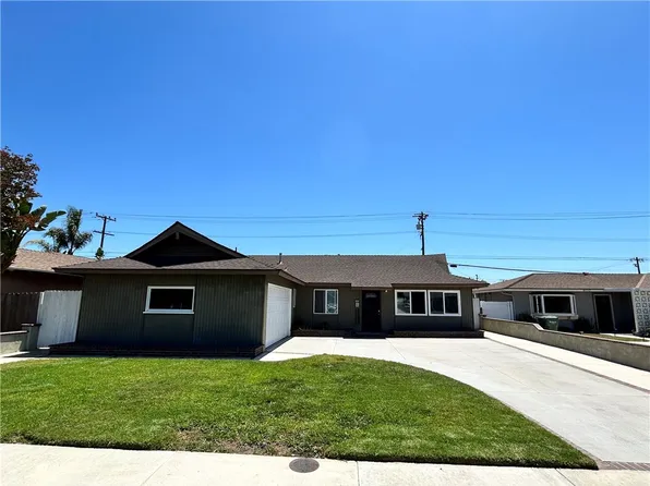 6552 Oakgrove Cir, Huntington Beach, CA 92647