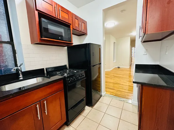 228 West 24th Street image 5 of 6