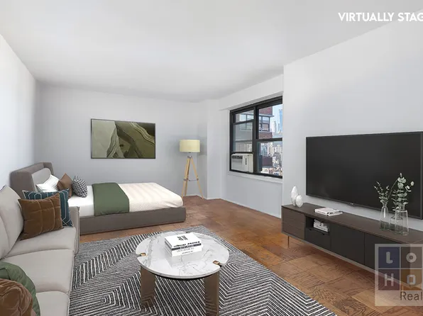 210 East Broadway image 3 of 19