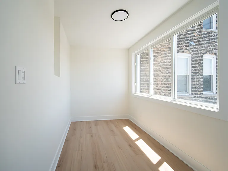 2753 W Chicago Ave #1 — Photo 15
