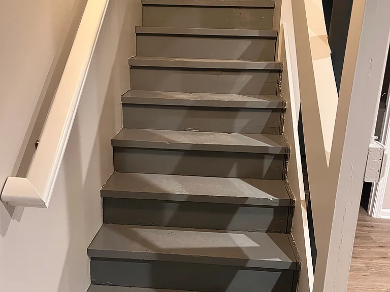 1204 Locust Dr — Photo 9