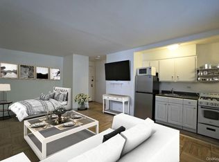 7281 113th Street #2B, Forest Hills, NY 11375