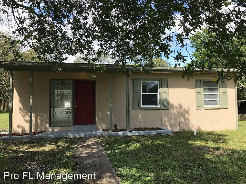 1st image of 1516 W Floyd Cir