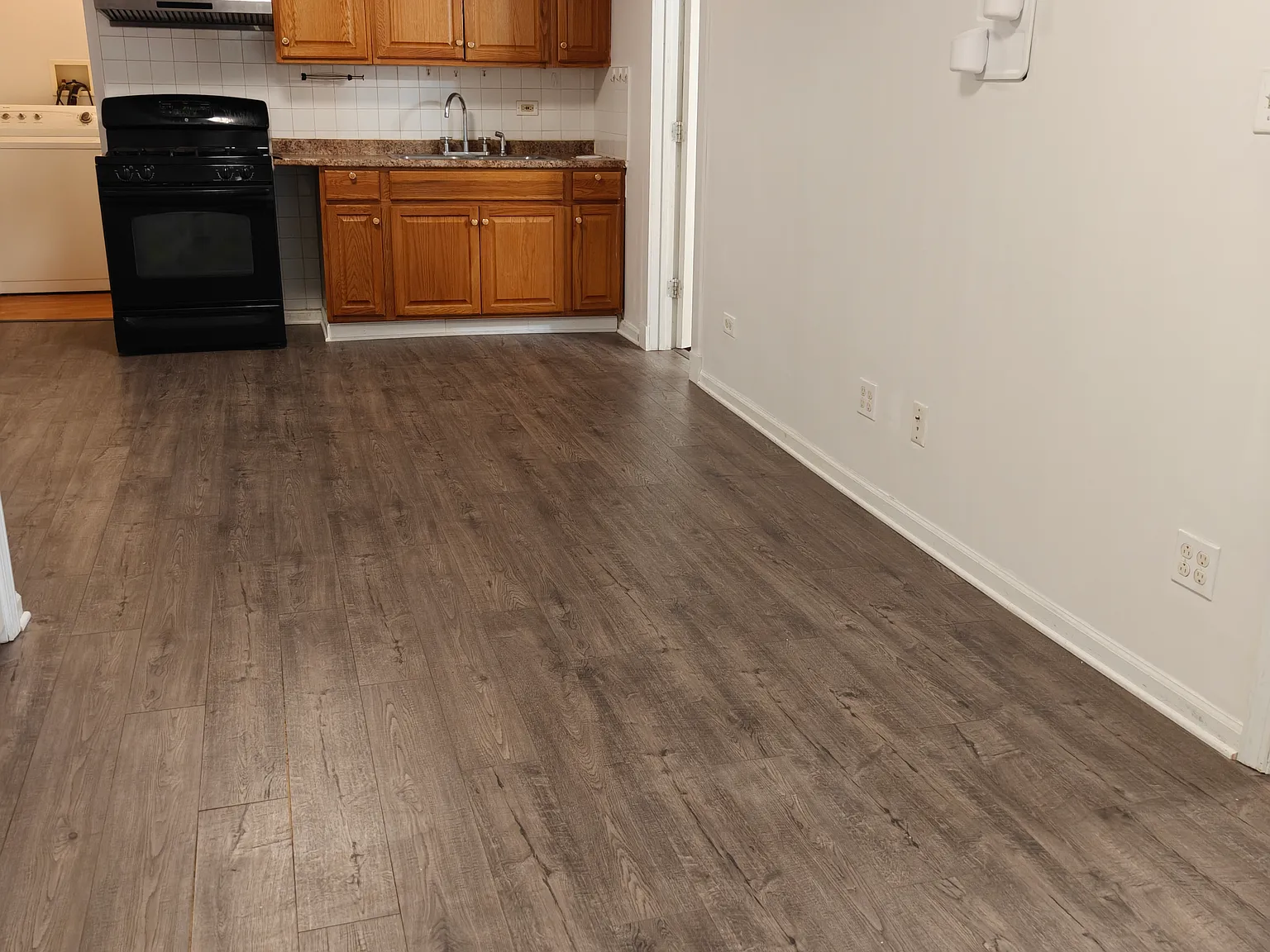 2 bed, 625 sqft, $1,500 — Photo 2