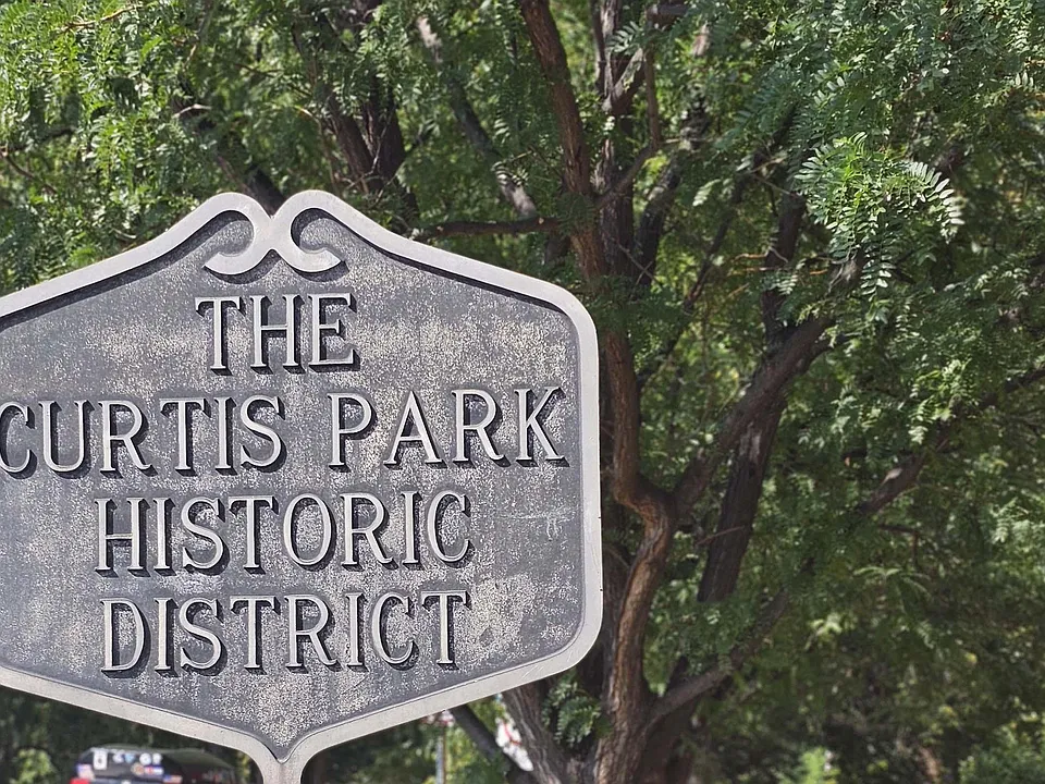 Edmond Curtis Park