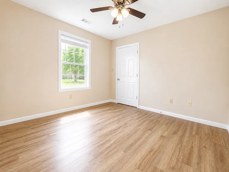 616 Creath Ave — Photo 8