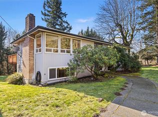 23829 SE 208th St, Maple Valley, WA 98038