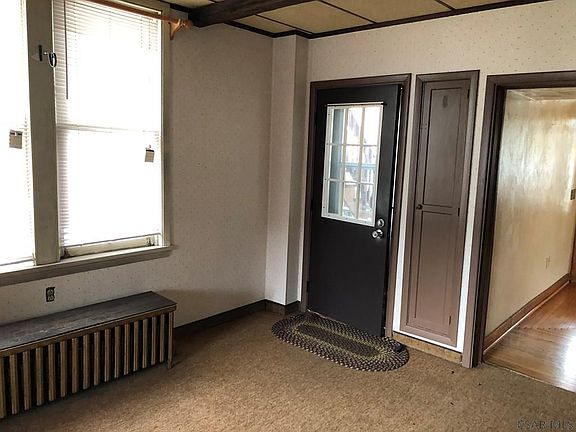 5th image of 408 Grant St