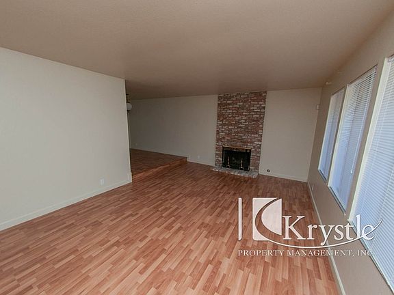 4th image of 129 Tamalpais Dr