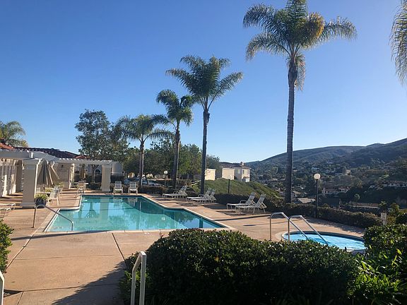 Community pool/spa