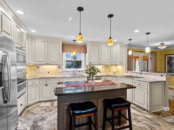 301 Graham Day Rd, Roxboro, NC 27574
