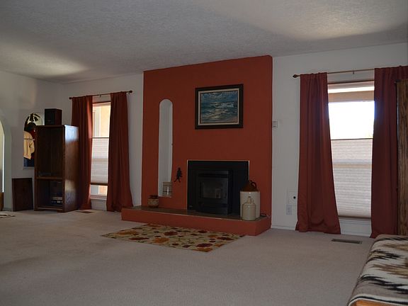 2nd image of 5801 Torreon Dr NE