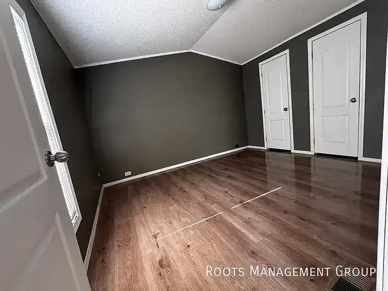 4506 N Business Highway 77 #252 — Photo 6