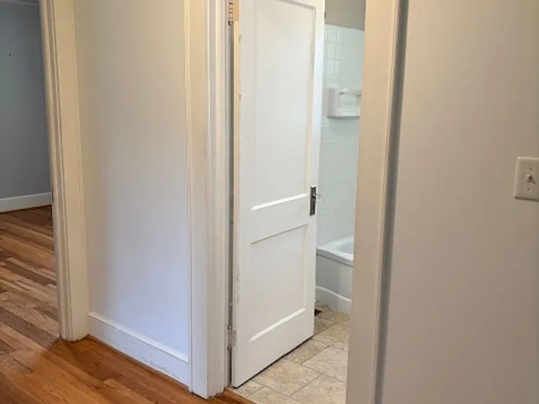 407 Janie St — Photo 24