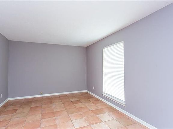 4th image of 2214 Running Springs Dr