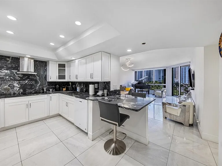 520 Brickell Key Dr #A710 — Photo 19