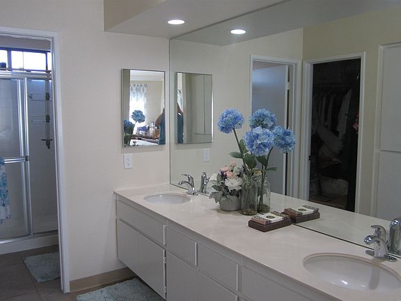 4th image of 68155 Lakeland Dr