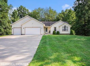 3401 Rambling Brook Rd, Muskegon, MI 49444