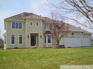 10109 Trotters Path, Eden Prairie, MN 55347