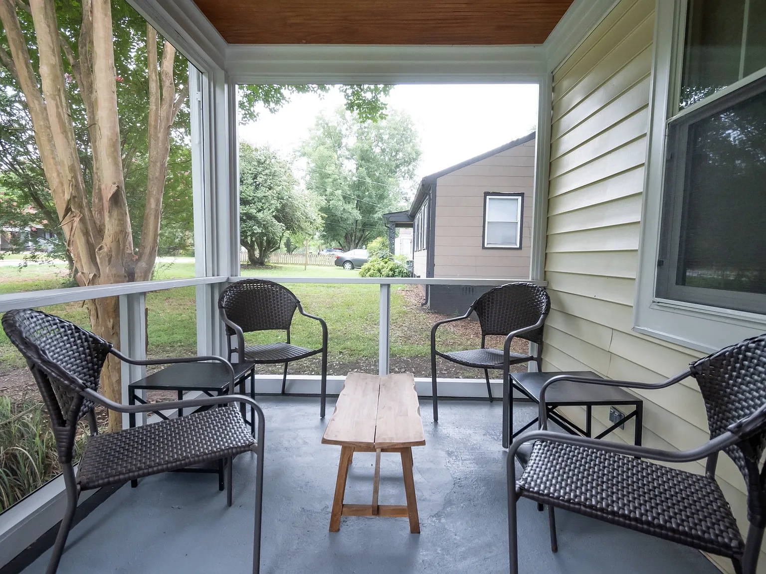 3 bed, 1133 sqft, $2,400 — Photo 4